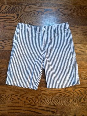 Gap Kids pinstriped seersucker shorts size 10